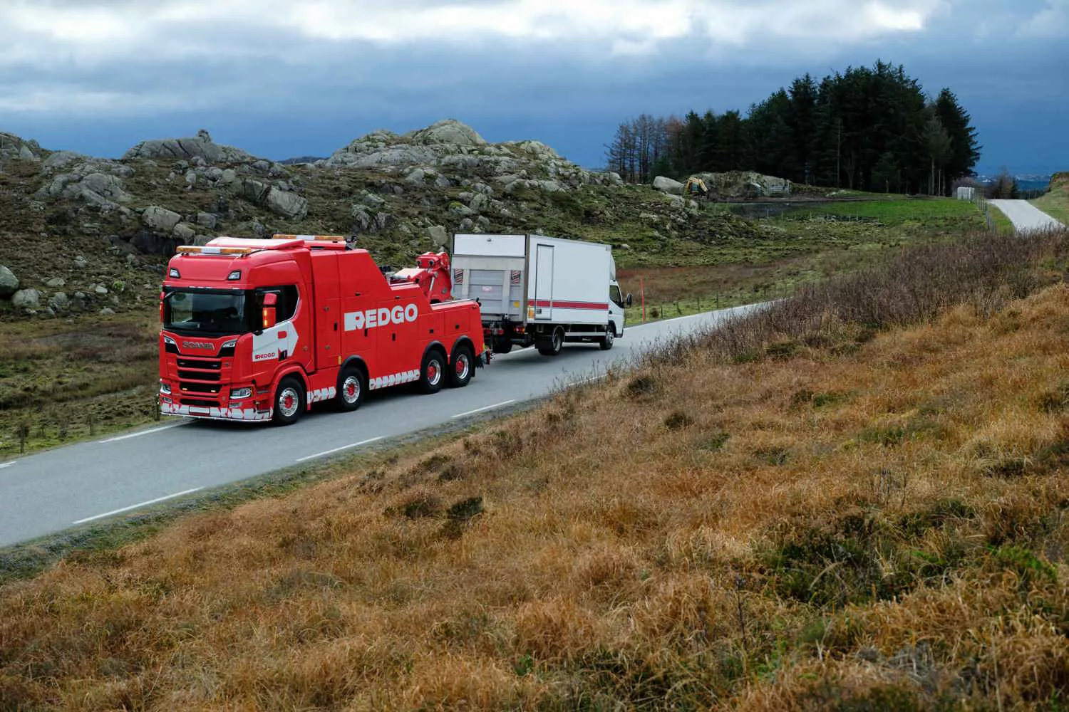 Bärgare med vägassistans 24/7 - Vi utför allt från bilbärgning till tungbärgning